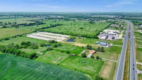 53 ac US-82 Whitesboro TX 76273