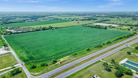53 ac US-82 Whitesboro TX 76273