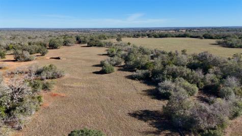 7180 County Road 283 Gonzales TX 78632