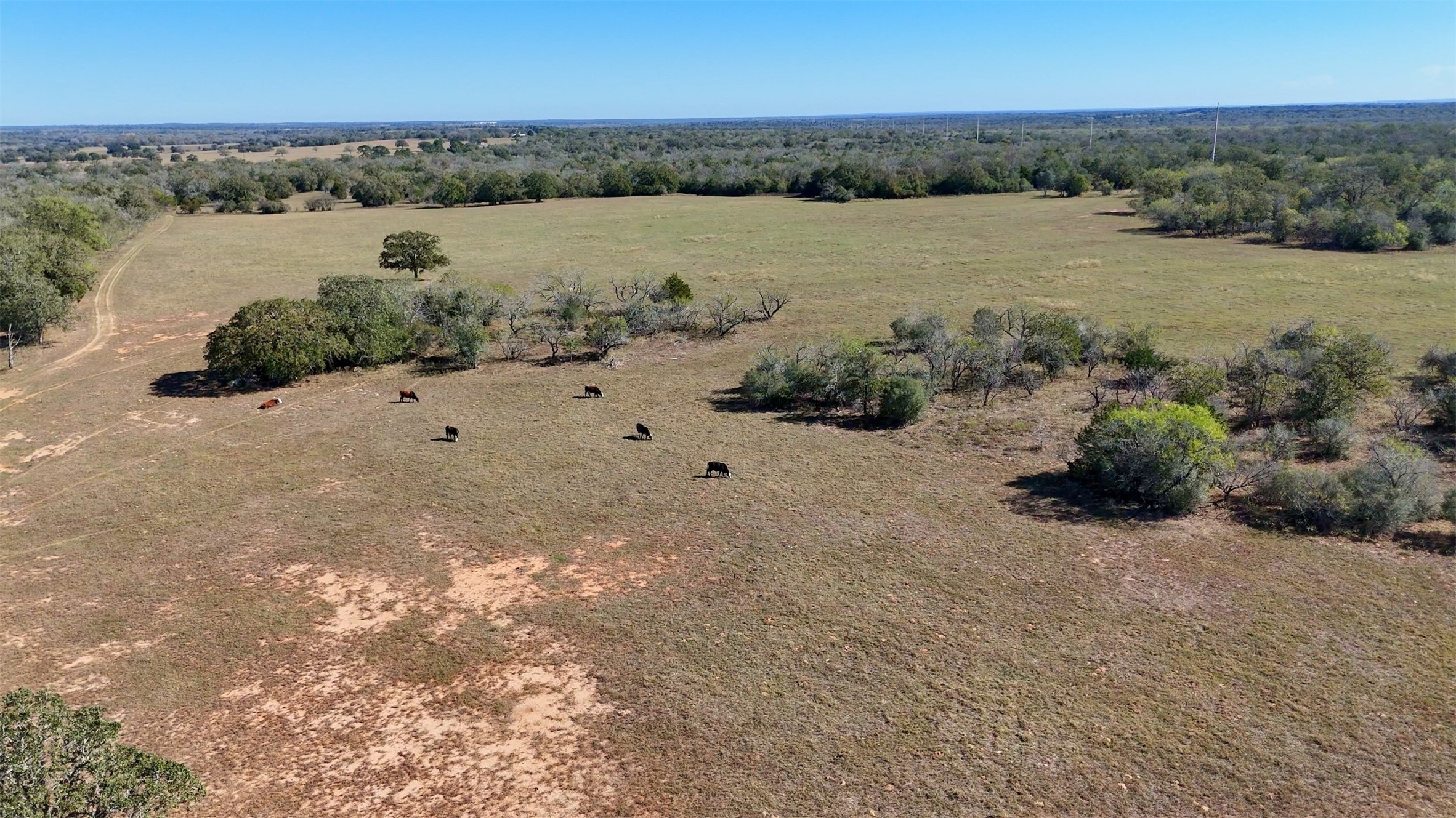 7180 County Road 283 Gonzales TX 78632