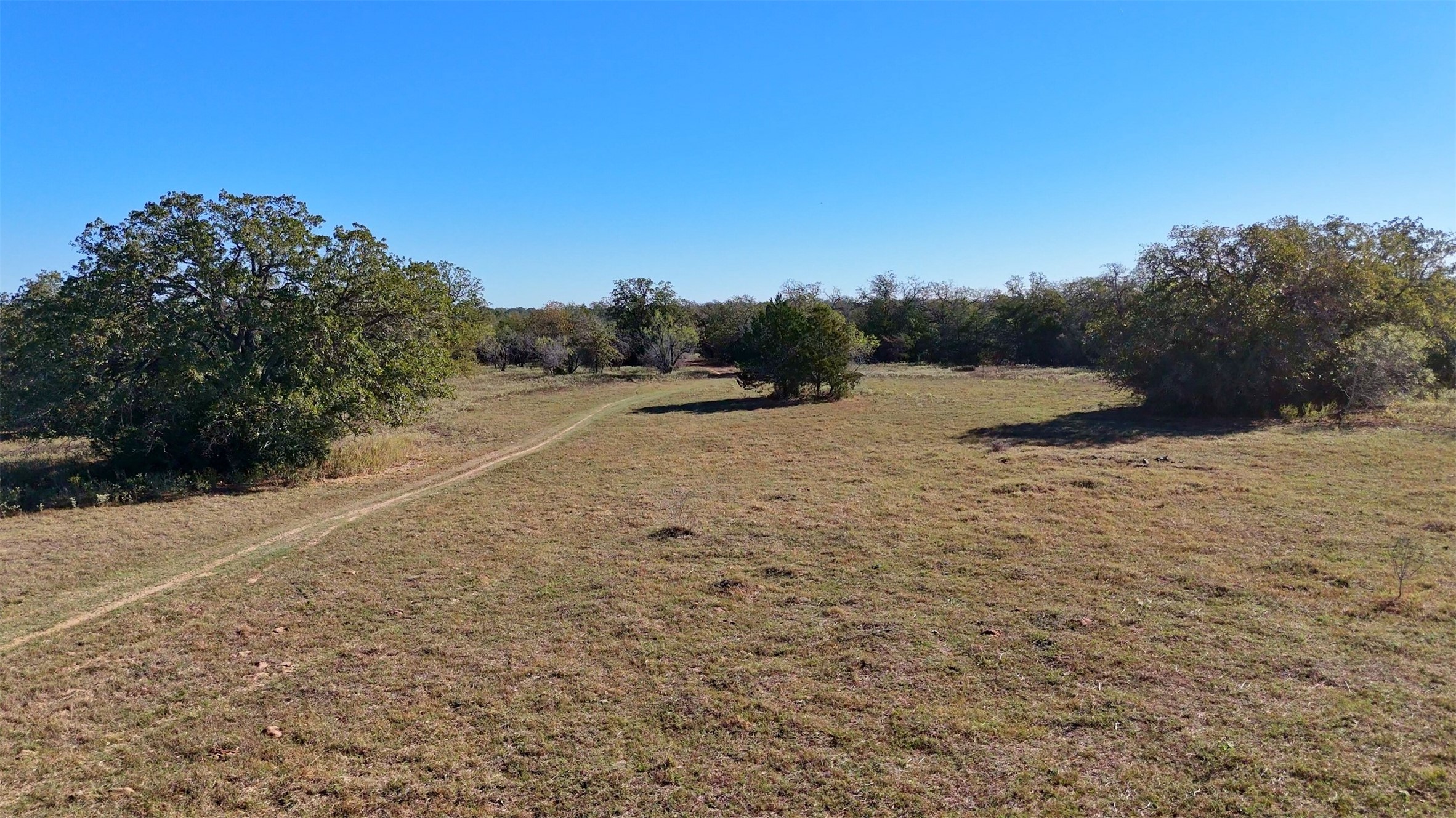 7180 County Road 283 Gonzales TX 78632
