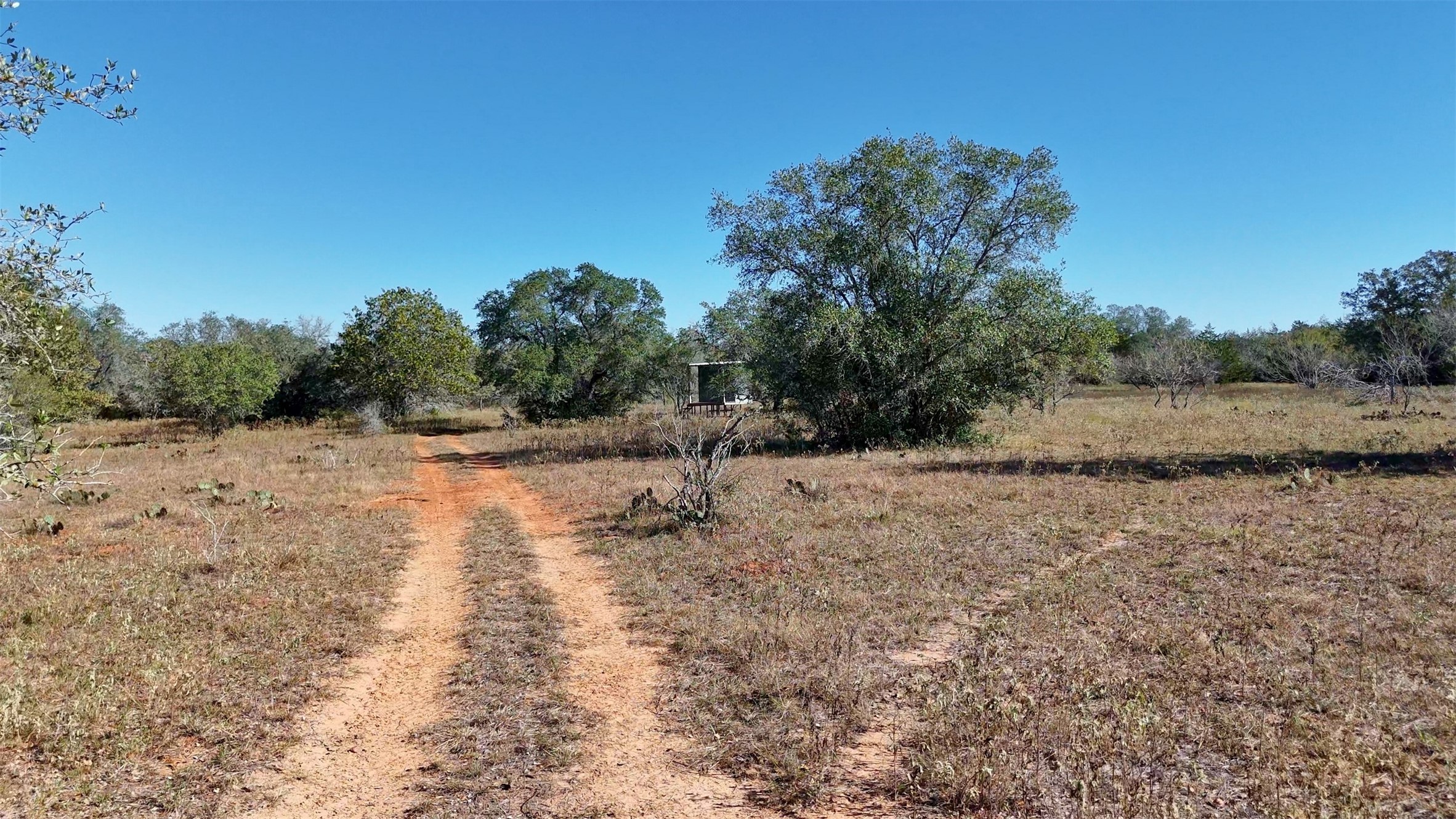 7180 County Road 283 Gonzales TX 78632