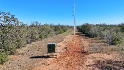 7180 County Road 283 Gonzales TX 78632