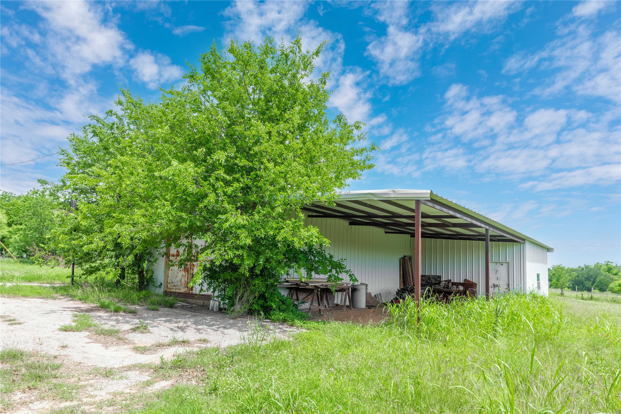 4960 Fm 1480 San Saba TX 76877