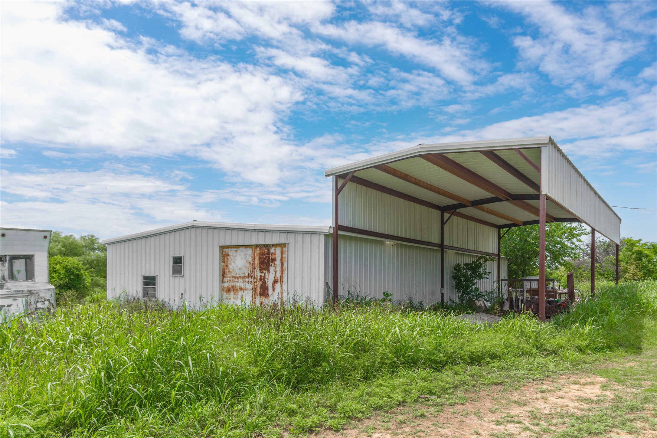 4960 Fm 1480 San Saba TX 76877