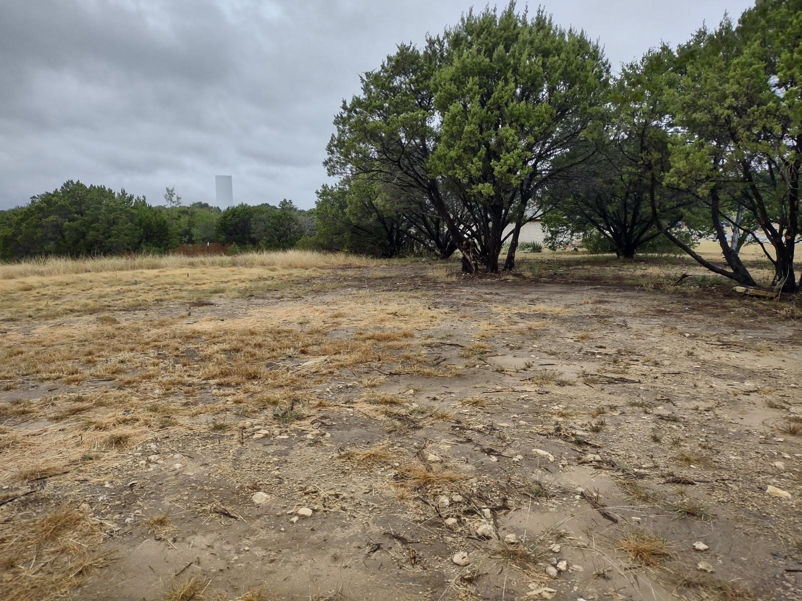 1007 W Apache Trail Granbury TX 76048