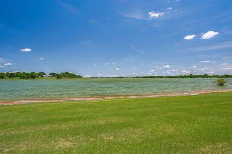 1505 Hillcrest Drive Little Elm TX 75068
