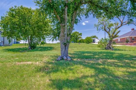 1505 Hillcrest Drive Little Elm TX 75068