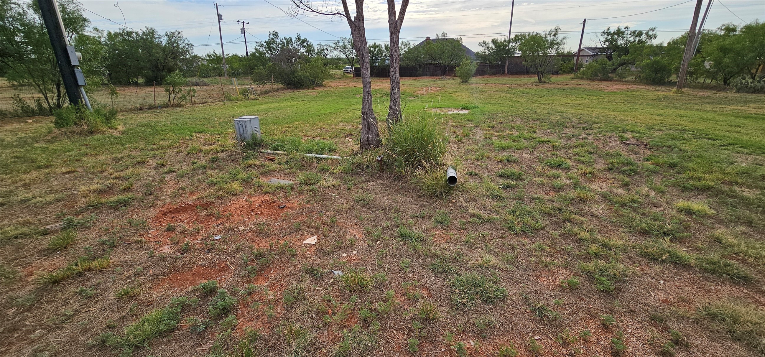 110 Apache Road Tye TX 79563