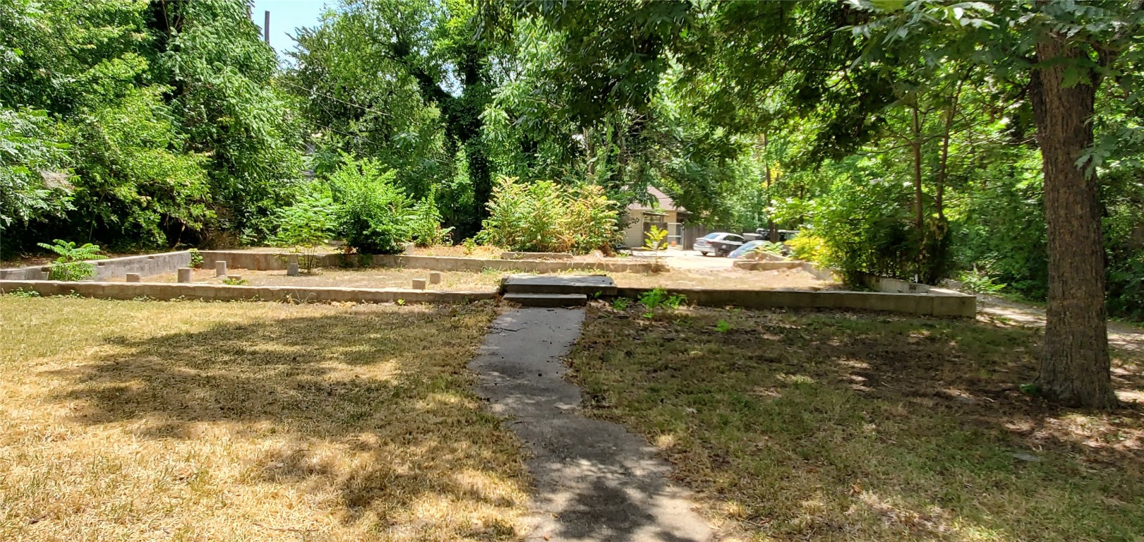 1318 Nokomis Avenue Dallas TX 75224