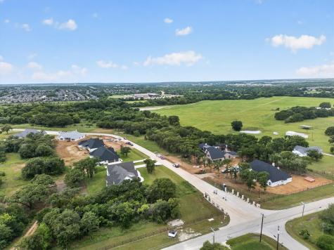 1640 Private Access 60200 Burleson TX 76028