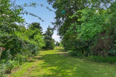 21277 Joe Paul Lane Chandler TX 75758