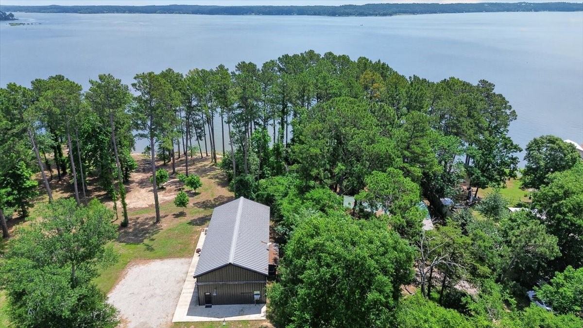21277 Joe Paul Lane Chandler TX 75758