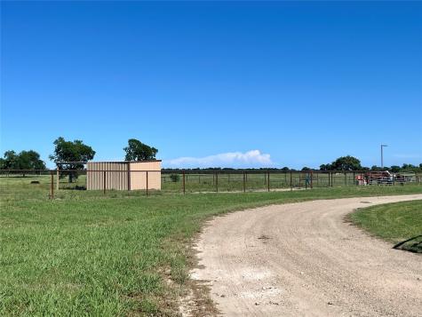 4798 E Fm 198 Lake Creek TX 75450