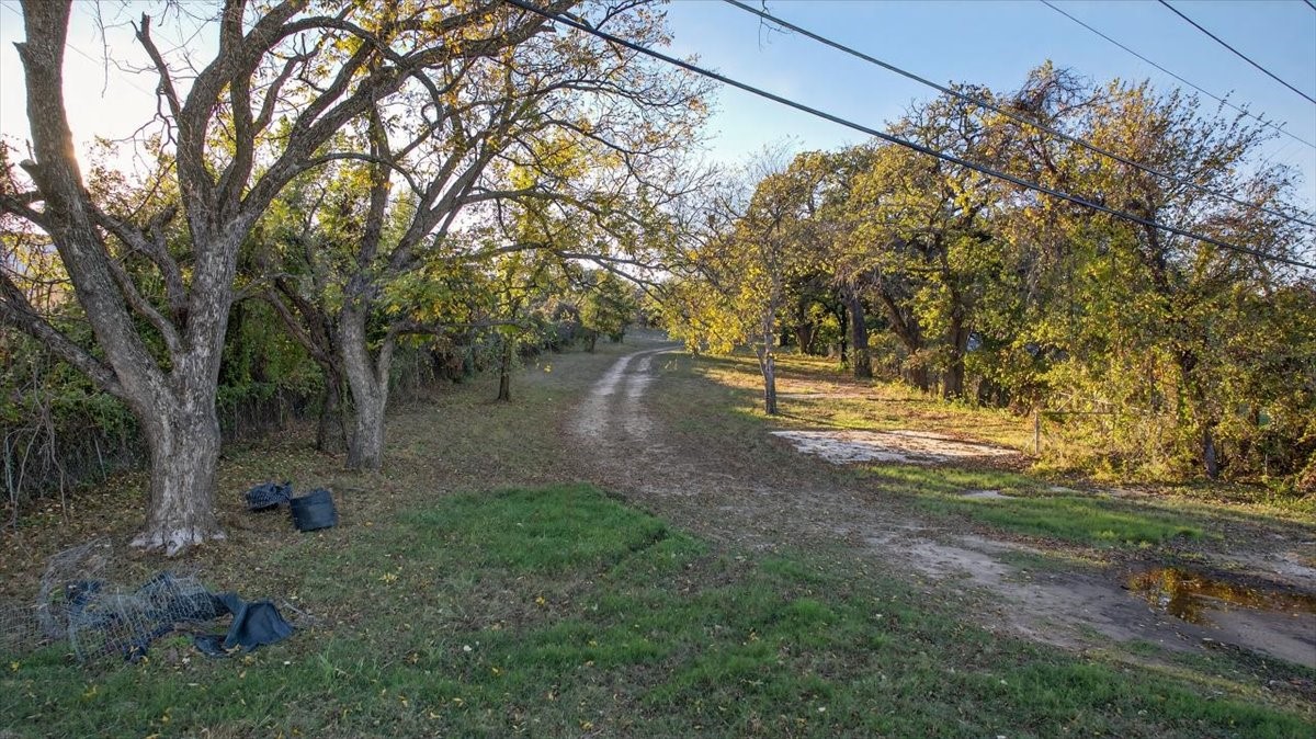 936 Southeast Parkway Azle TX 76020