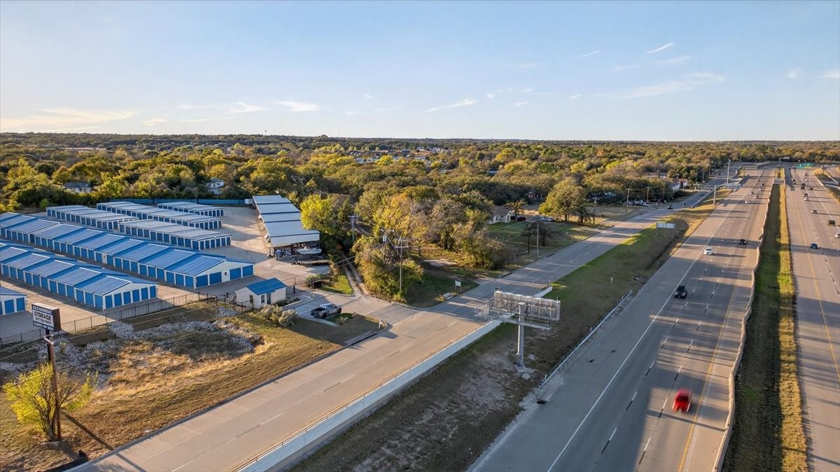 936 Southeast Parkway Azle TX 76020