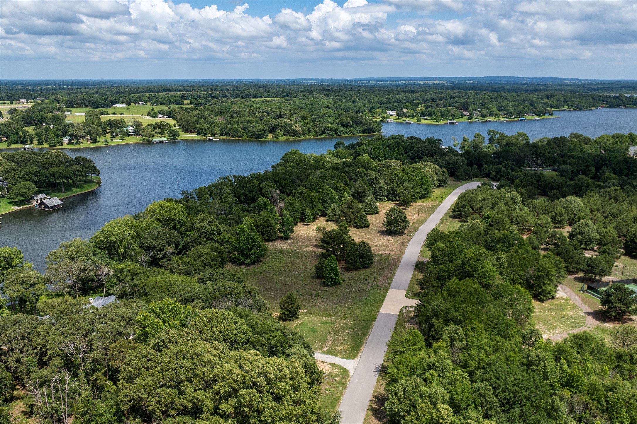 7 Windward Court Athens TX 75752