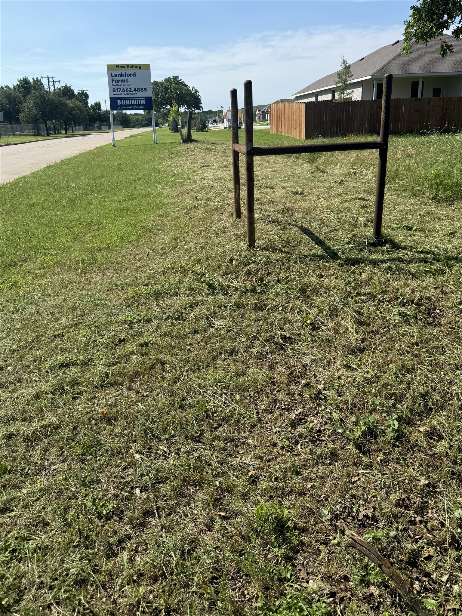 612 E 2nd Street Cleburne TX 76031