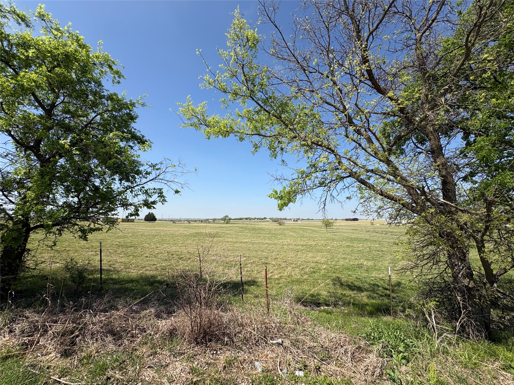 717 Smith Road Ponder TX 76259