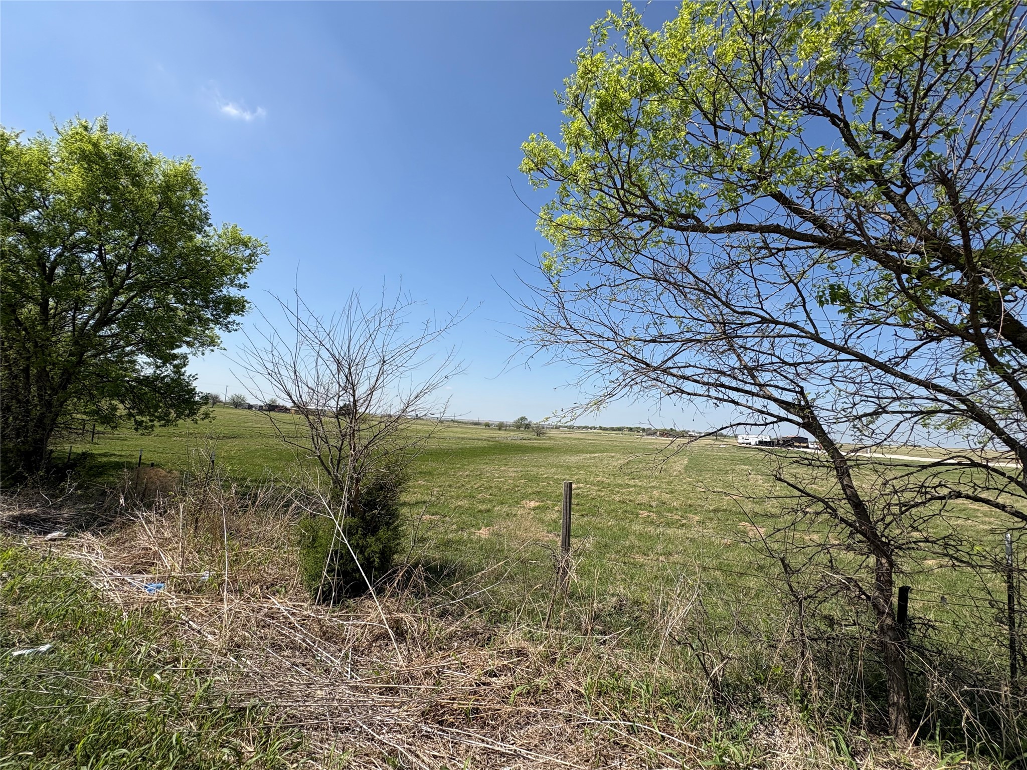 717 Smith Road Ponder TX 76259