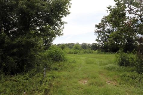 127 County Road 190 Liberty TX 77575