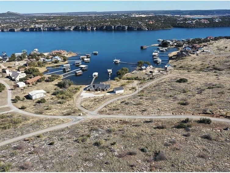 1036 Lake Shore Loop Graford TX 76449