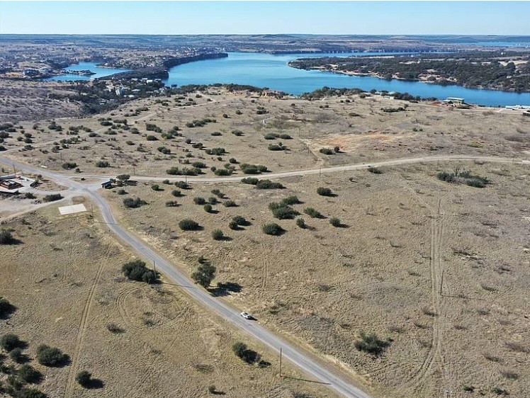 1036 Lake Shore Loop Graford TX 76449