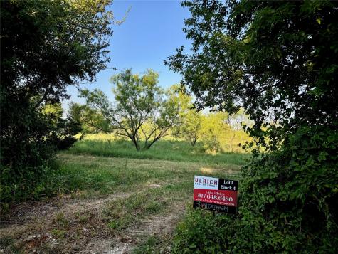 11121 County Road 1240 Cleburne TX 76033