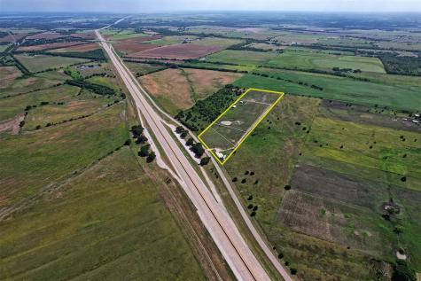 6882 N Interstate Highway 35 E Waxahachie TX 75165