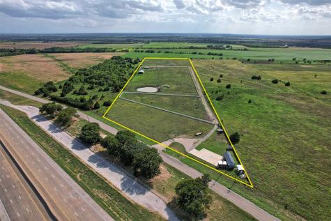 6882 N Interstate Highway 35 E Waxahachie TX 75165