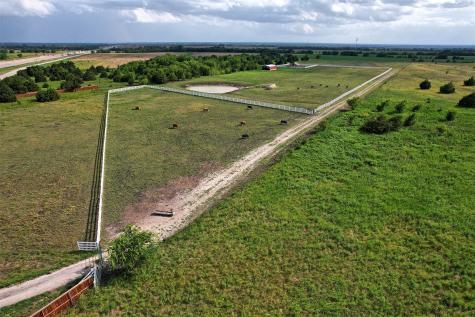 6882 N Interstate Highway 35 E Waxahachie TX 75165
