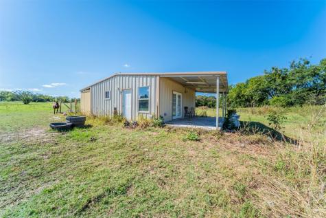 500 N Hovey Street Chico TX 76431