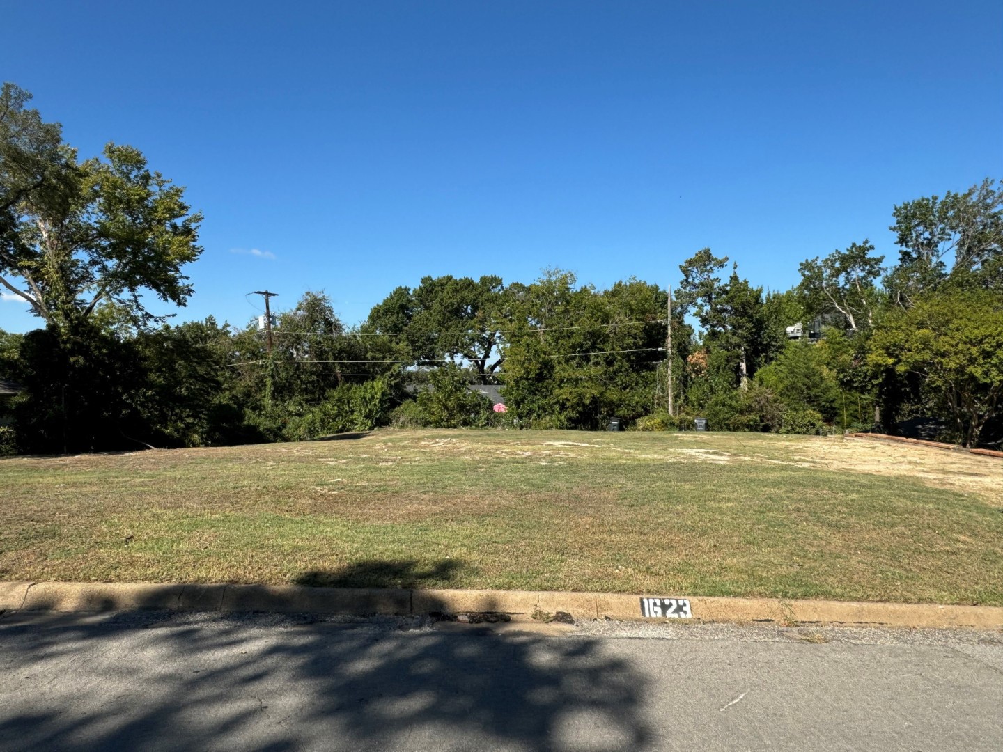 1623 Oak Knoll Street Dallas TX 75208