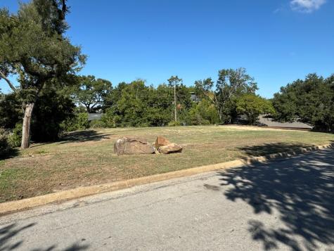 1623 Oak Knoll Street Dallas TX 75208