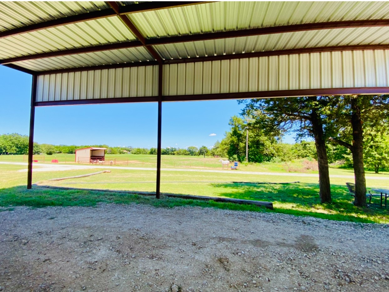 664 Earl Road Sadler TX 76264