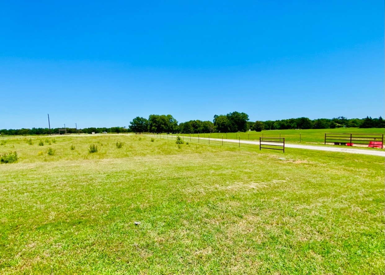 664 Earl Road Sadler TX 76264