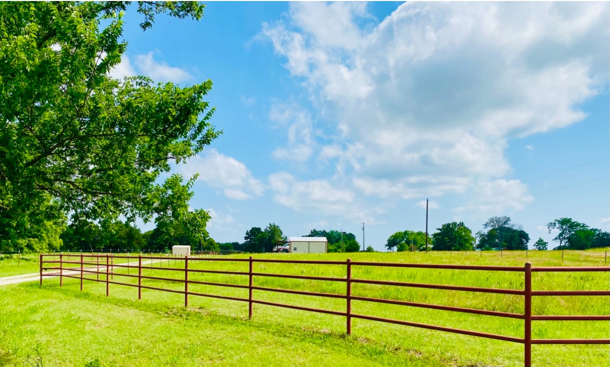 664 Earl Road Sadler TX 76264