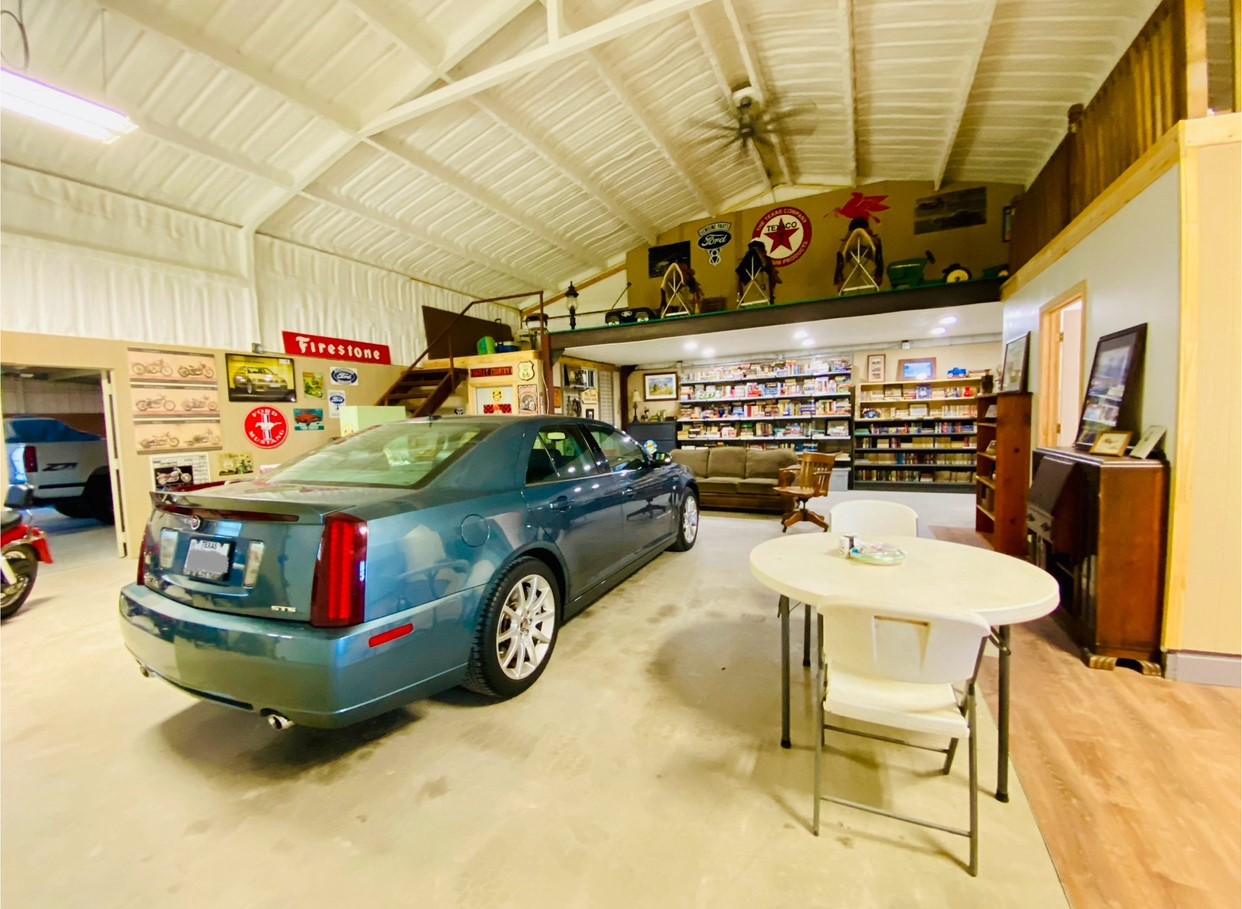 664 Earl Road Sadler TX 76264