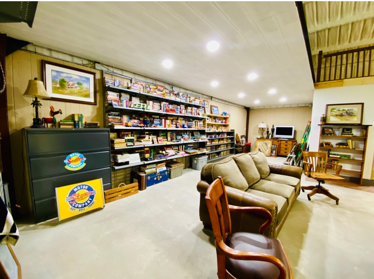 664 Earl Road Sadler TX 76264