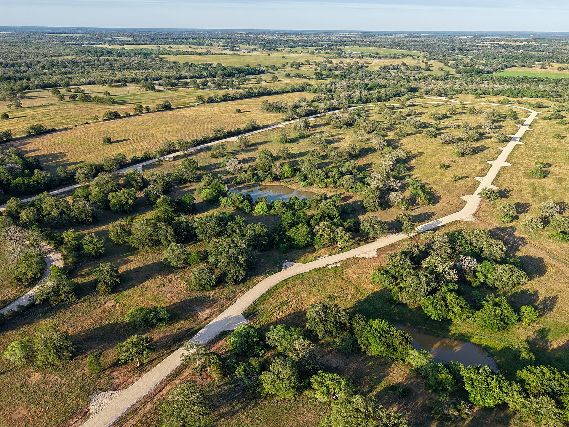 784 Main Loop Waelder TX 78959