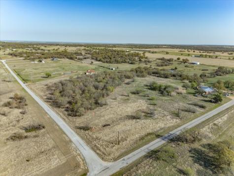 174 Reatta Road Bowie TX 76230