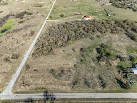 174 Reatta Road Bowie TX 76230
