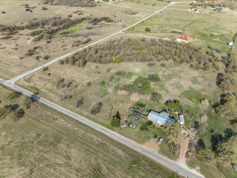 174 Reatta Road Bowie TX 76230