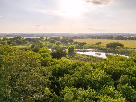 24+/- Ac. Tbd Highway 6 Valley Mills TX 76689