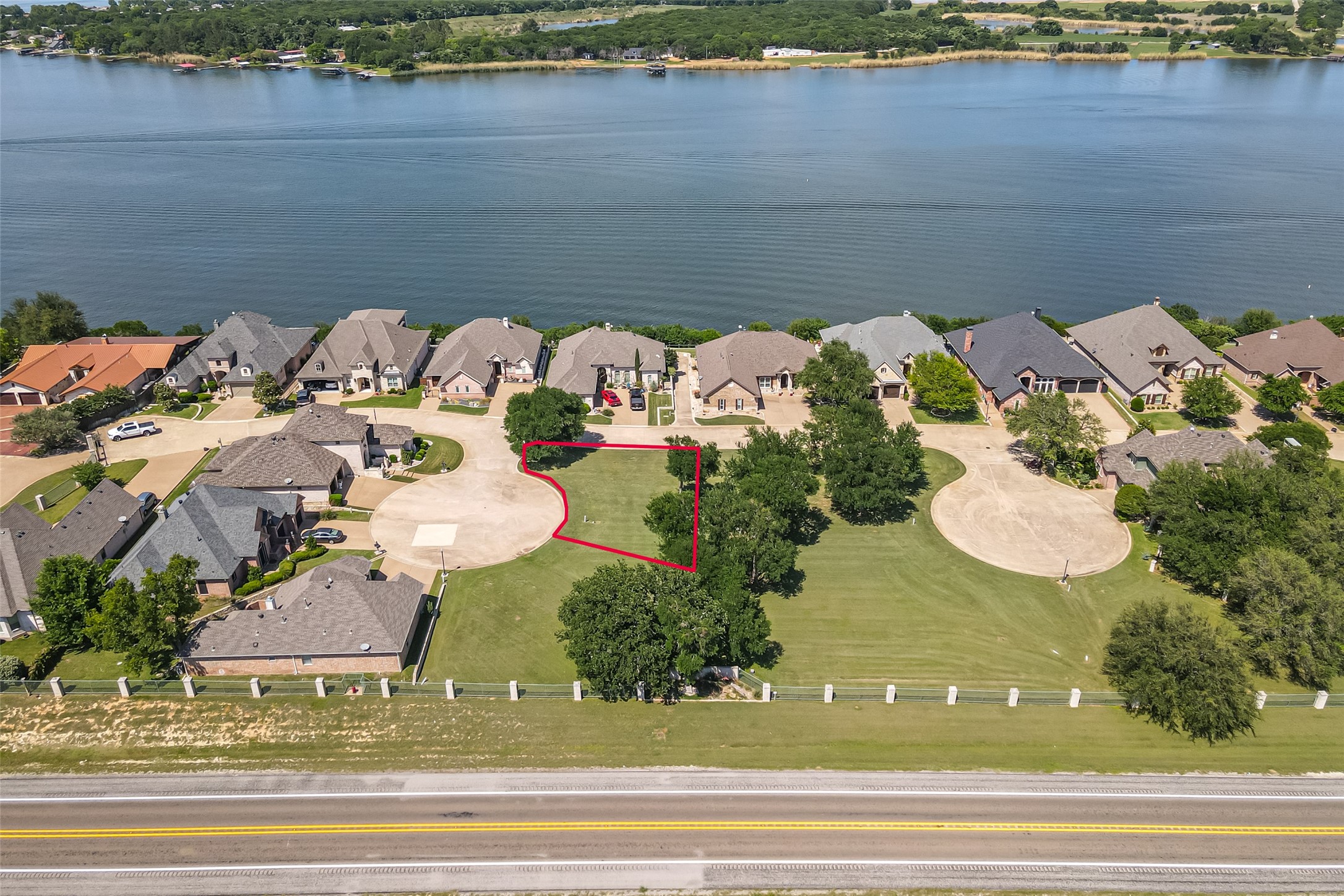 4109 Bluff View Drive Granbury TX 76048