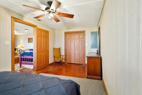 1010 County Road 382 Era TX 76238