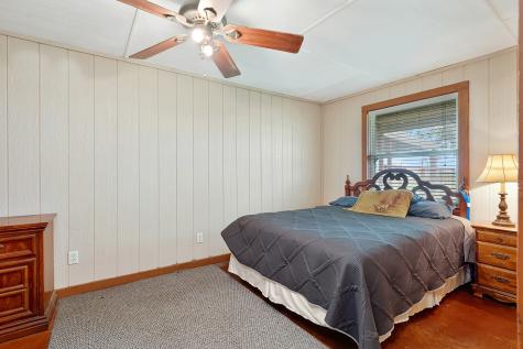 1010 County Road 382 Era TX 76238