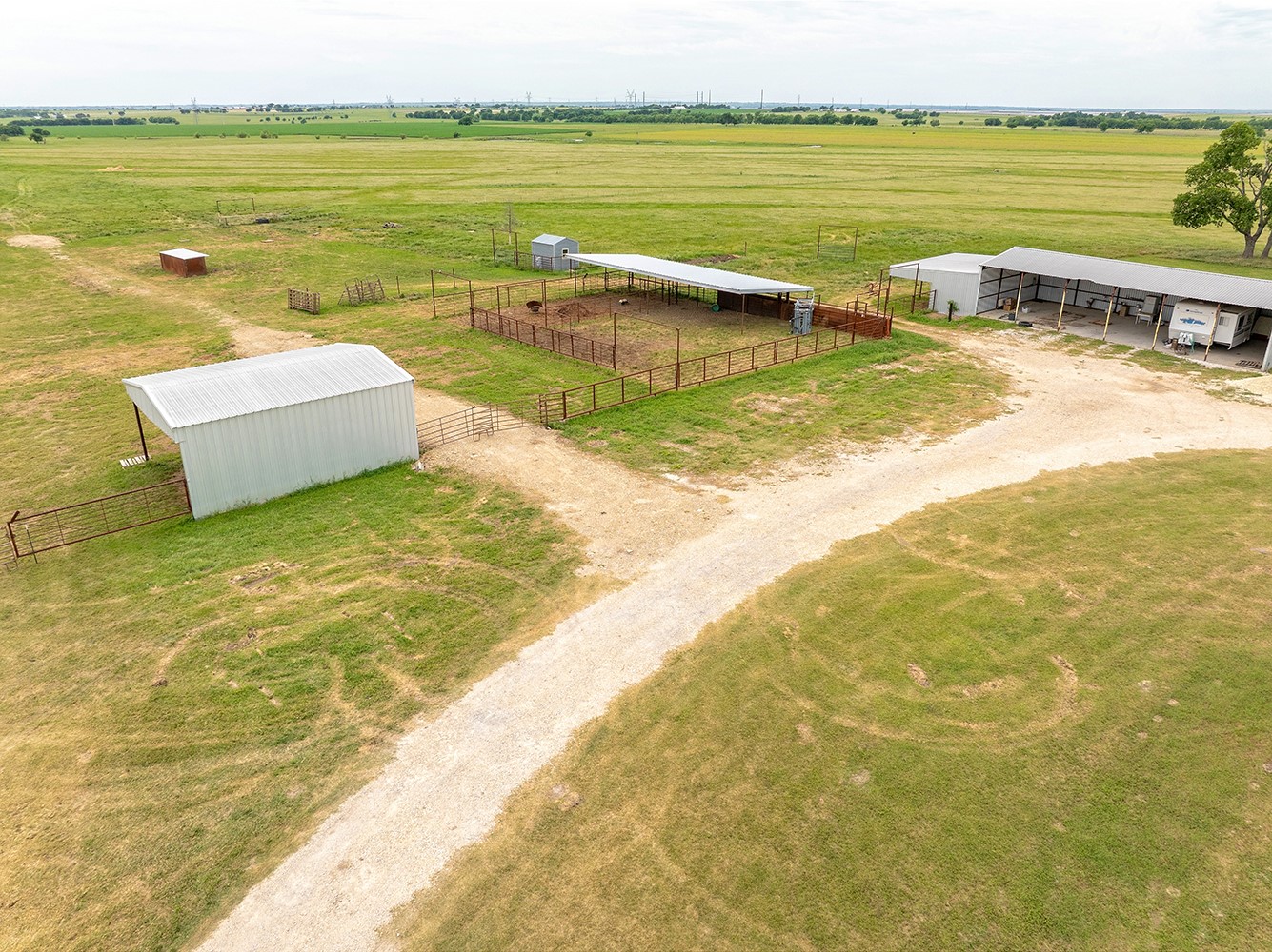 1010 County Road 382 Era TX 76238