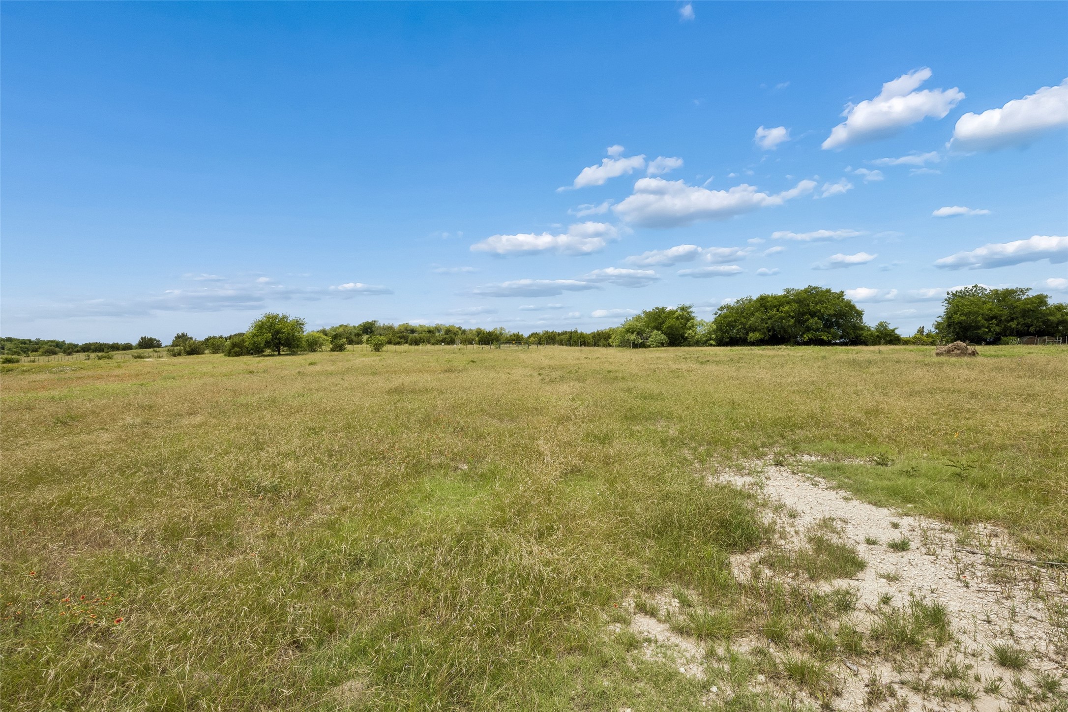 171 Treetop Drive Fort Worth TX 76126