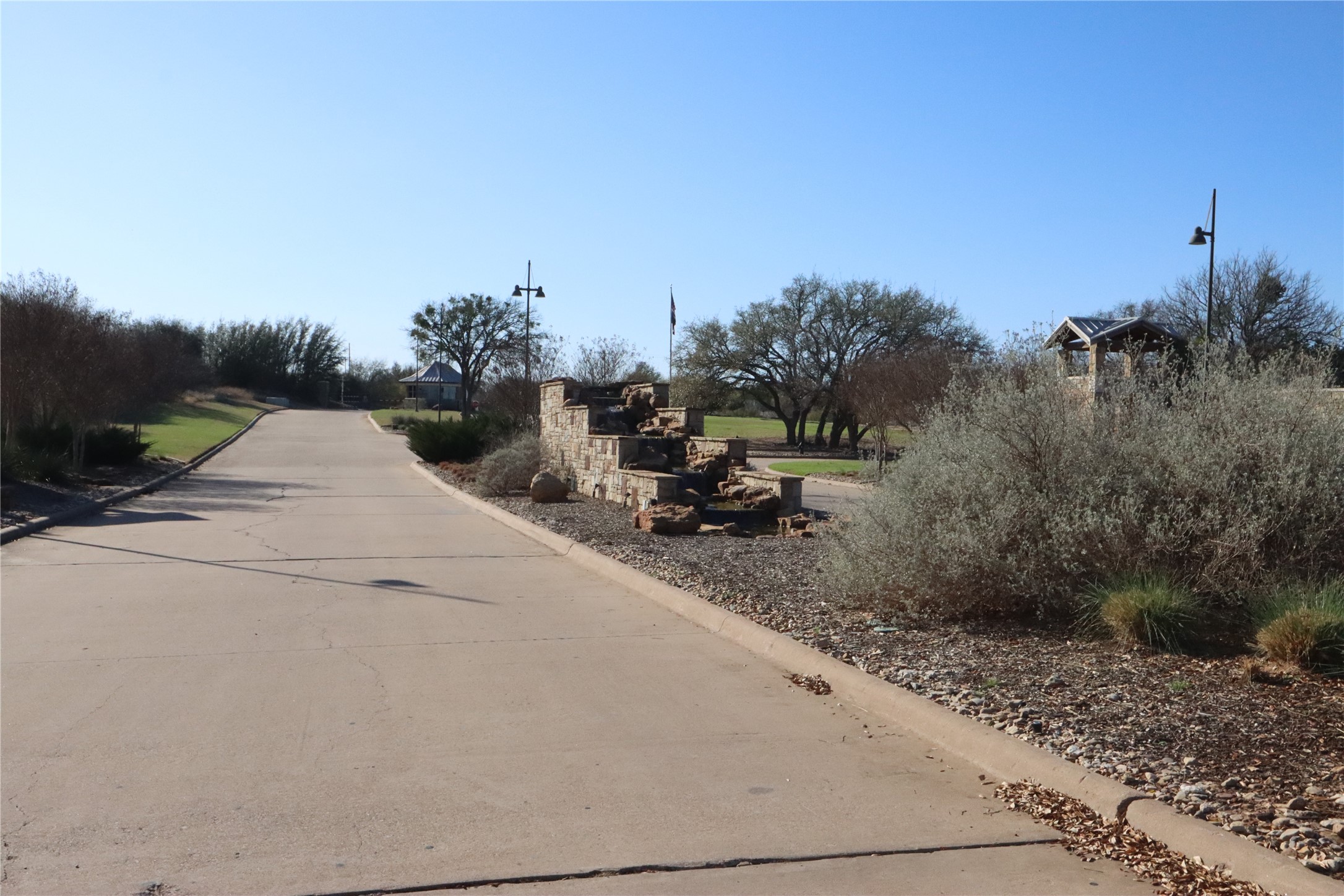 17 Turnberry Loop Graford TX 76449